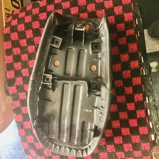 ホンダエイプFI純正シート