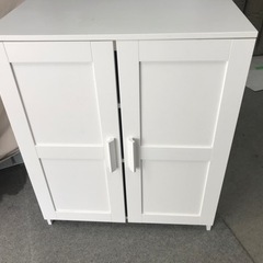 IKEA キャビネット　収納棚