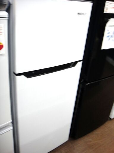 93 Hisense ハイセンス 120L 冷蔵庫 2018年製 HR-B12C　１４３