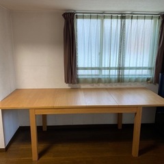 IKEA 伸縮ダイニングテーブル