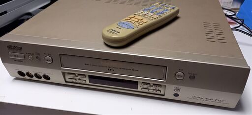 ビクター　ビデオデッキ　HR-VX100　　ジャンク・中古品