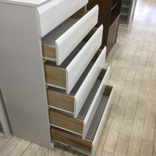 【✨ホワイト❗️エナメル❗️たっぷり収納❗️✨】定価¥42,900 サン 6段チェスト 
