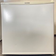 【中古品】アイリスオーヤマ IRR-A051D-W 小型冷蔵庫 45L