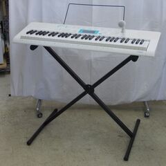 CASIO　スタンド・マイク付き　キーボード  2018年製　LK-128