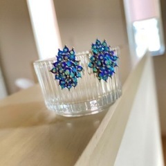 スワロフスキー　ブルー系オーロラのイヤリング