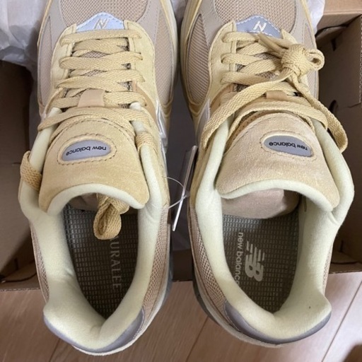 オーラリー ニューバランス2002R 28.5cm