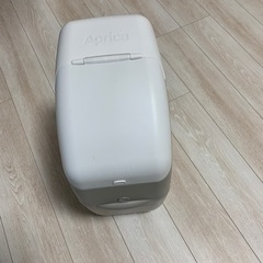 おむつ　トイレ　アップリカ