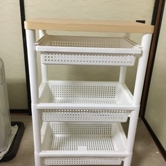 早い者勝ち★ウッドテーブルワゴン3段の画像