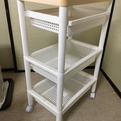 早い者勝ち★ウッドテーブルワゴン3段の画像