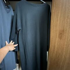 ブラック系ワンピース☆4Lサイズ☆66番の画像