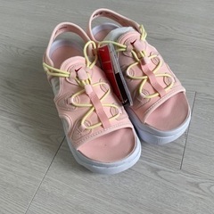 お値下げ🙌【新品未使用‼️】品薄のNIKE エアマックス　ココ