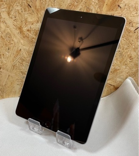 (商談中)メンテナンス済み  iPad (第6世代)
