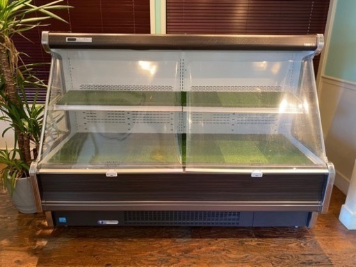 サンデン◆冷蔵ショーケース 2段 450L◆SHMC-65GUTO2SR-TD 16年製◆幅1900×奥行915×高さ1370mm/三相200V/セミ多段/オープンケース