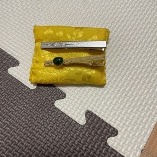 ネクタイピン