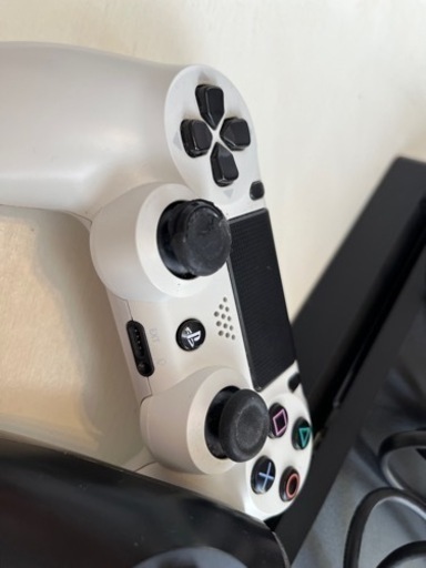 PlayStation4 CUH-2000A本体、コントローラー2つ、ケーブル類セット