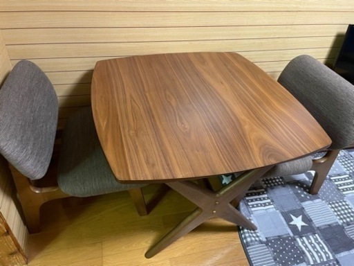 ダイニングテーブル＆椅子