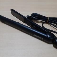 動作問題なし‼️サロニア　ヘアアイロンの画像