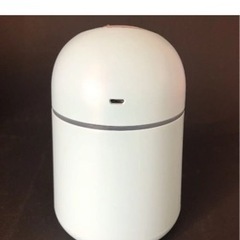 LITTLE Ｑ　HUMIDIFIER アロマミスト加湿器　ディフューザー　コップ式　ライト機能付き　USB電源供給方式　ブルー　スペア芯付きの画像