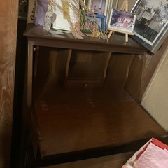 ライティングデスクの画像