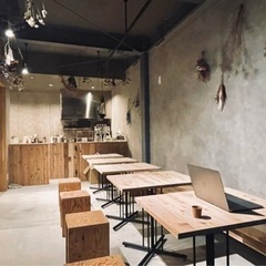 小洒落れたcafeのスタッフ大至急募集🥀の画像