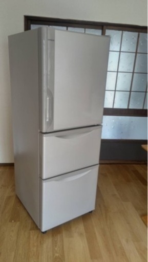 冷蔵庫　一人から二人暮らし用サイズです！