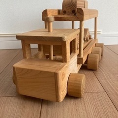 カーキャリア　木製おもちゃの画像
