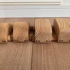 カーキャリア　木製おもちゃの画像