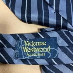 ヴィヴィアンウエストウッド　ネクタイの画像