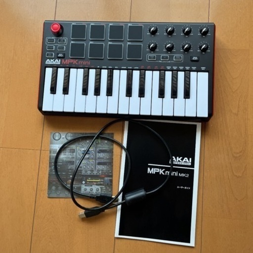 AKAI professional USB MIDIキーボードコントローラー 8パッド MPK mini MK2 赤井電機