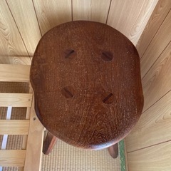 一枚板のカウンターテーブルセットの画像