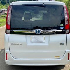 トヨタ　エスクワィア　ハイブリッド　DAA-ZWR80G　7人乗り　車検付き　　平成28年式　茨城県　Z40の画像