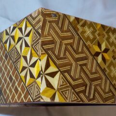 寄木細工(よせぎざいく) 宝石箱の画像