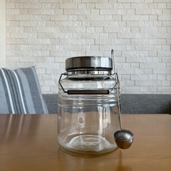 【美品】3L果実酒瓶・MCコンテナー(レードル付き)