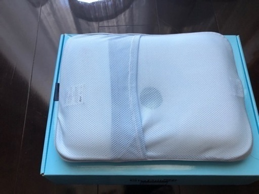 【美品】Gio pillow 枕
