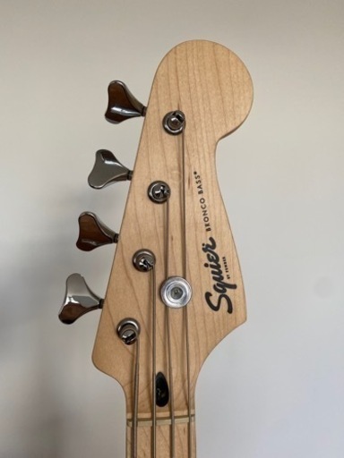 ベース Squier BRONCO BASS スクワイヤー