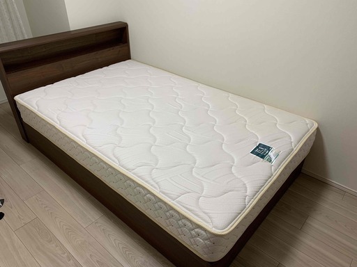 美品France Bed フレーム付きセミダブルフランスベッドマットレスPR-70-06C
