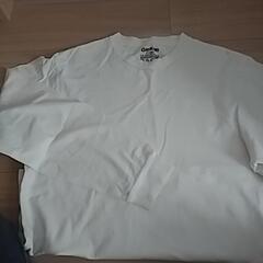 メンズ　白　トップス　1枚30円