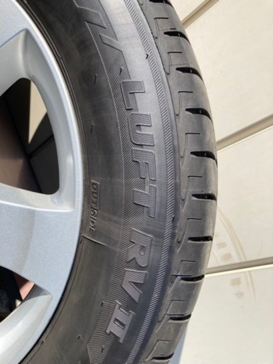 値下げ　走行500キロ未満　ブリヂストン　LUFT RVⅡ 215/60/17 4本セット 日産純正アルミホイール付き　