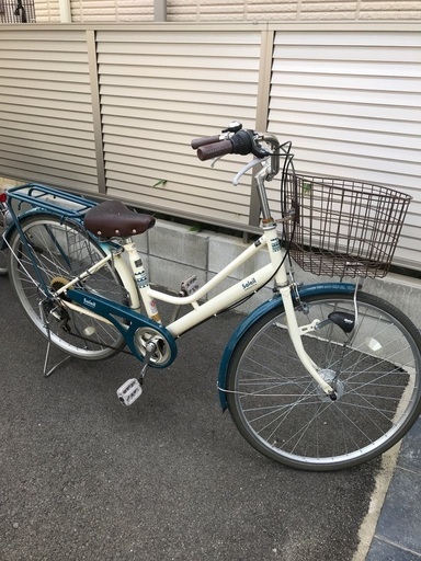26インチ　5段変速自転車　クリーム色とブルー