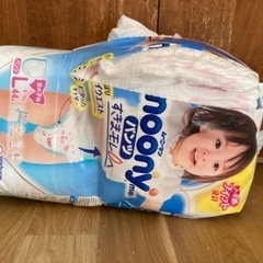 ムーニー　Ｌパンツ女の子用