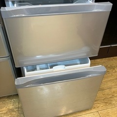 8/22 値下げ⭐️人気⭐️2020年製 TOSHIBA 330L 冷蔵庫 GR-R33S VEGETA 