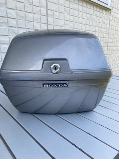バイクリアボックス