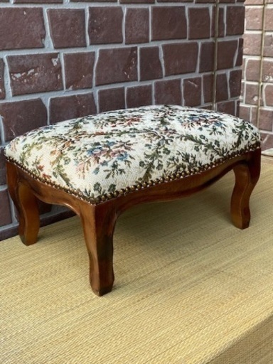 アンティーク家具 スツール オットマン 猫脚 早い者勝ち‼️お値下げ交渉可‼