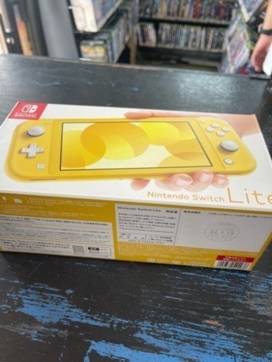 新品 未使用 ニンテンドースイッチ ライト イエロー 2022/08/02