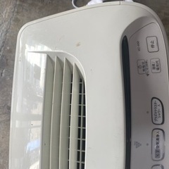SHARP 空気清浄機 KC-A50の画像