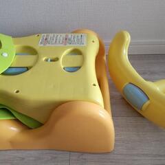 (お取引中)おまけ付き【Aprica】バスチェアの画像