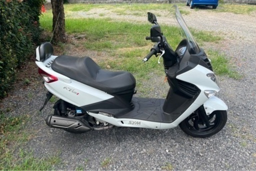384.  動画あり　SYM RV125i  小型　バイク　125cc  車体