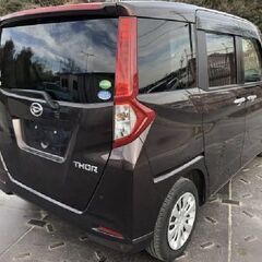 ☆ご成約☆ 安心の12ヶ月保証　距離無制限　自社ローン中古車販売 　カーメル　平成29年式　ダイハツ　トール　　車両自体背が高く身長の高いお客様に人気の車両です！内装も広々としているのでお勧めの車両です！の画像