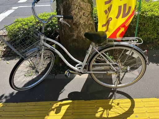 【リサイクルショップどりーむ鹿大前店】No.300　自転車　26インチ　白色　ライト、カゴ付き♪　14364SA