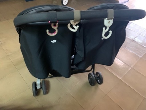joie双子用ベビーカー